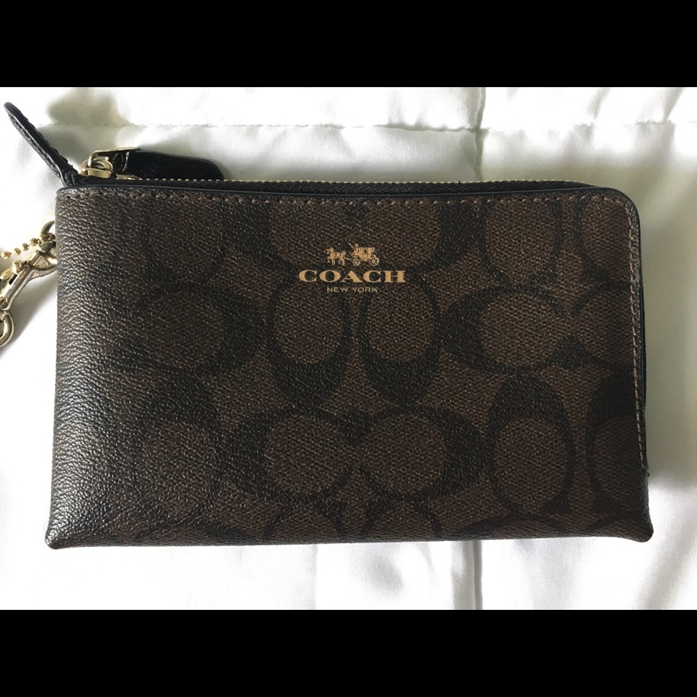 SOLD Authentic Coach wristlet, perfect condition